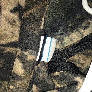 Xl Columbia realtree camo full zip jacket